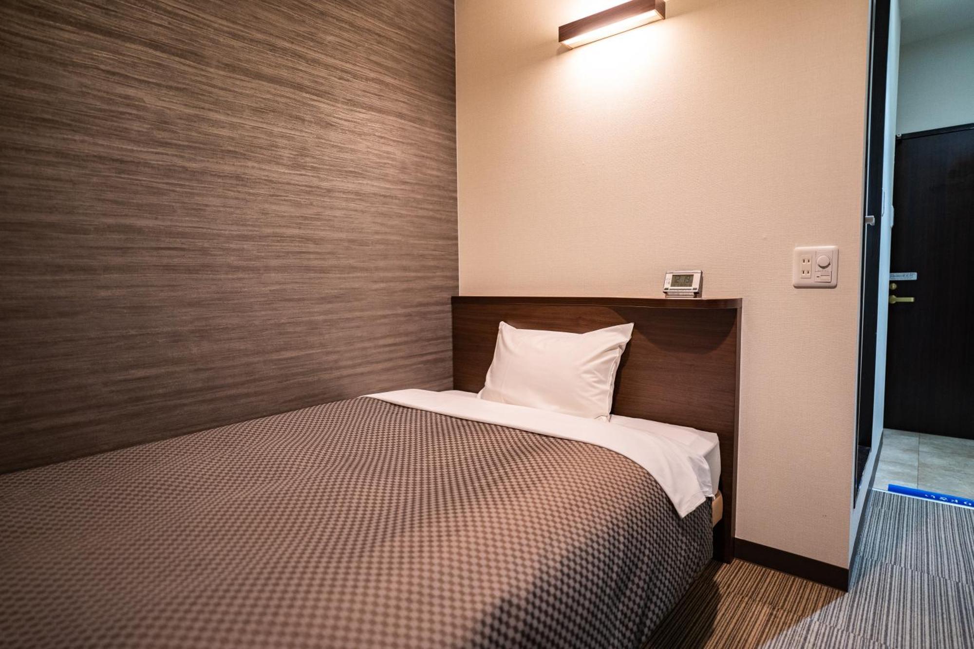 Isahaya Daiichi Hotel מראה חיצוני תמונה